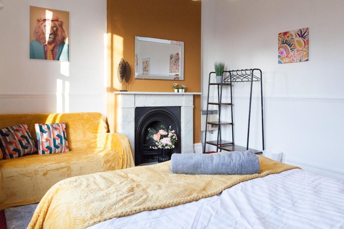 Victorian Elegance At Kingscliffe, Sleeps 17 Villa Manchester Eksteriør billede