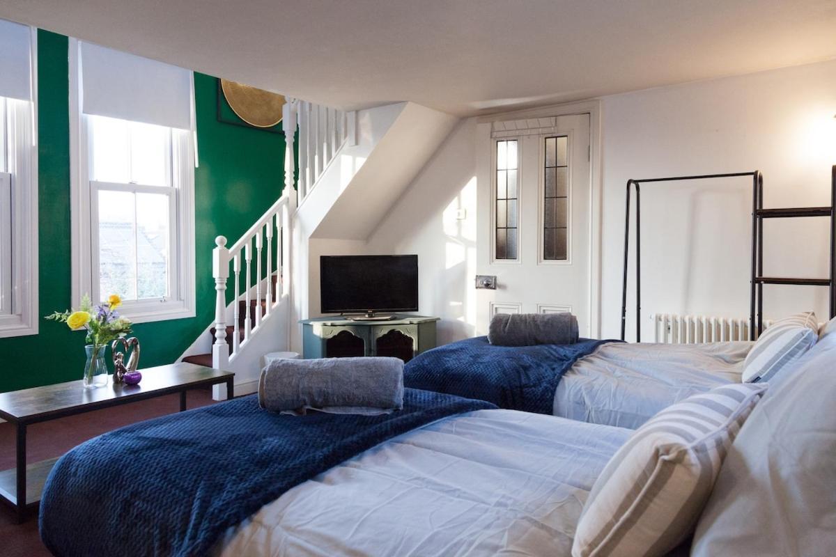 Victorian Elegance At Kingscliffe, Sleeps 17 Villa Manchester Eksteriør billede