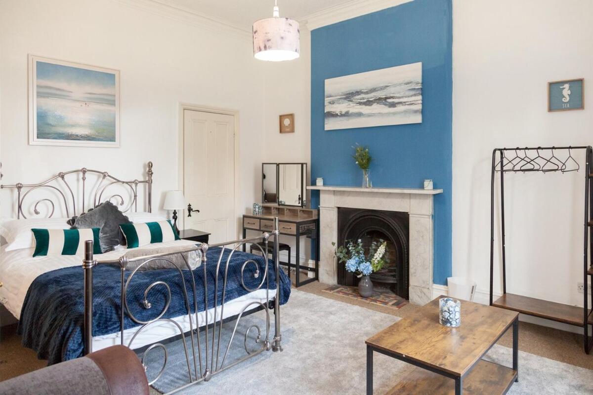 Victorian Elegance At Kingscliffe, Sleeps 17 Villa Manchester Eksteriør billede