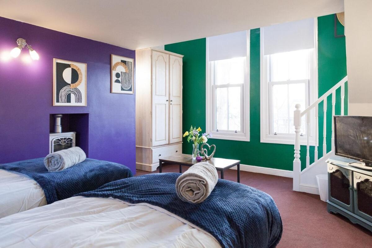 Victorian Elegance At Kingscliffe, Sleeps 17 Villa Manchester Eksteriør billede