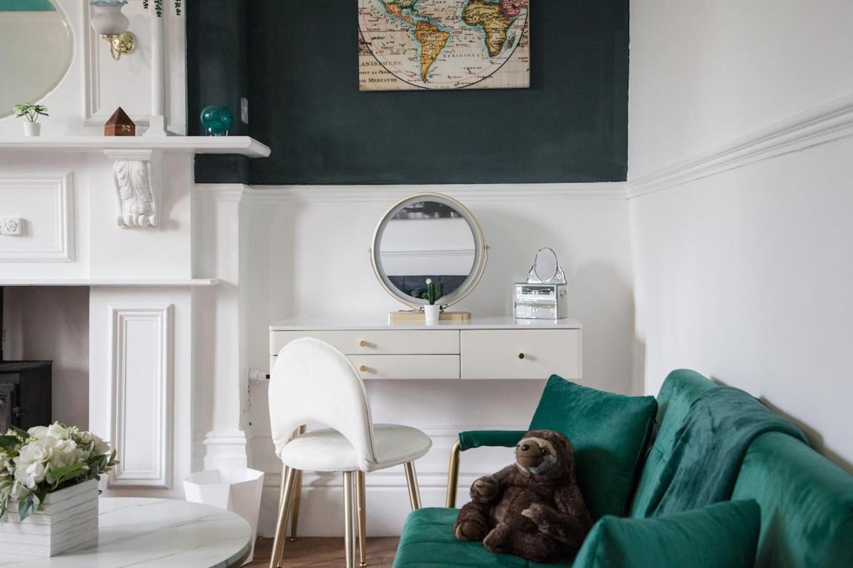 Victorian Elegance At Kingscliffe, Sleeps 17 Villa Manchester Eksteriør billede