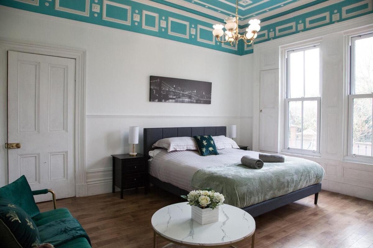 Victorian Elegance At Kingscliffe, Sleeps 17 Villa Manchester Eksteriør billede