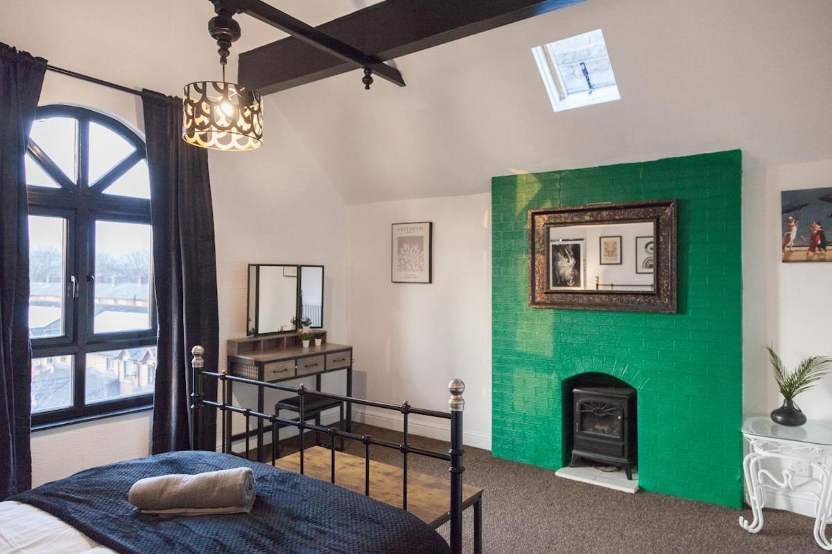 Victorian Elegance At Kingscliffe, Sleeps 17 Villa Manchester Eksteriør billede
