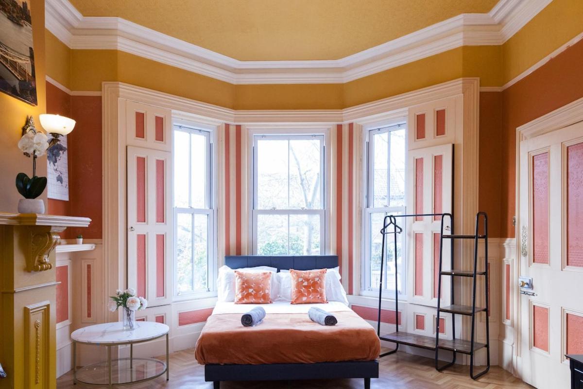 Victorian Elegance At Kingscliffe, Sleeps 17 Villa Manchester Eksteriør billede